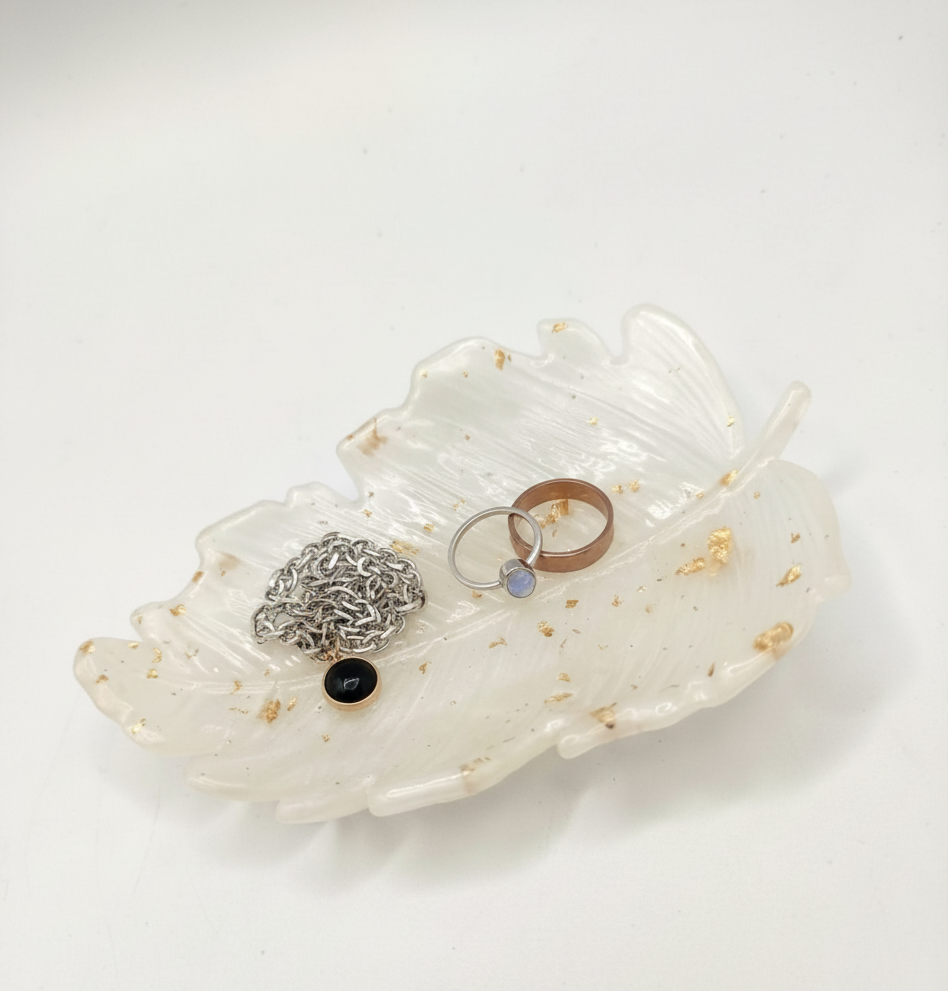 svuotatasche foglia, bianco, bianco perlato, foglie oro, portagioielli