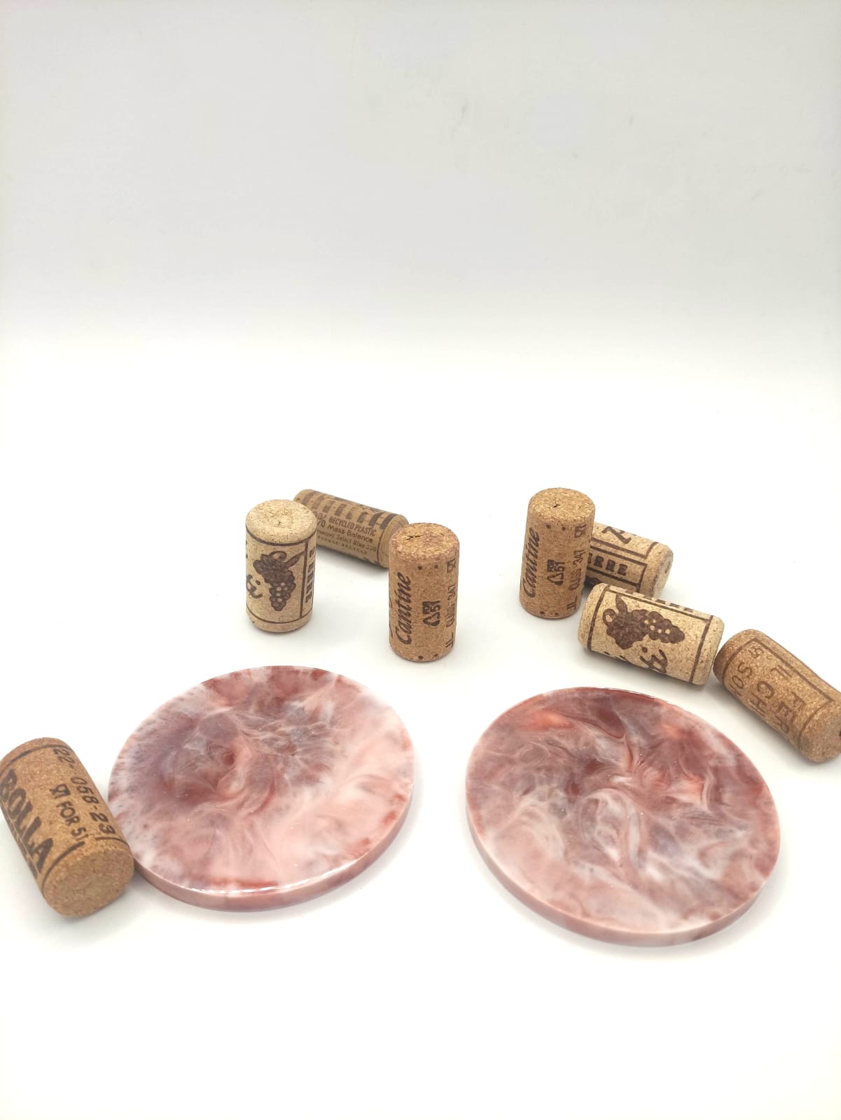 Sottobicchiere in resina epossidica, sfumature bordeaux e bianche, vino, tema vino, resina, resin