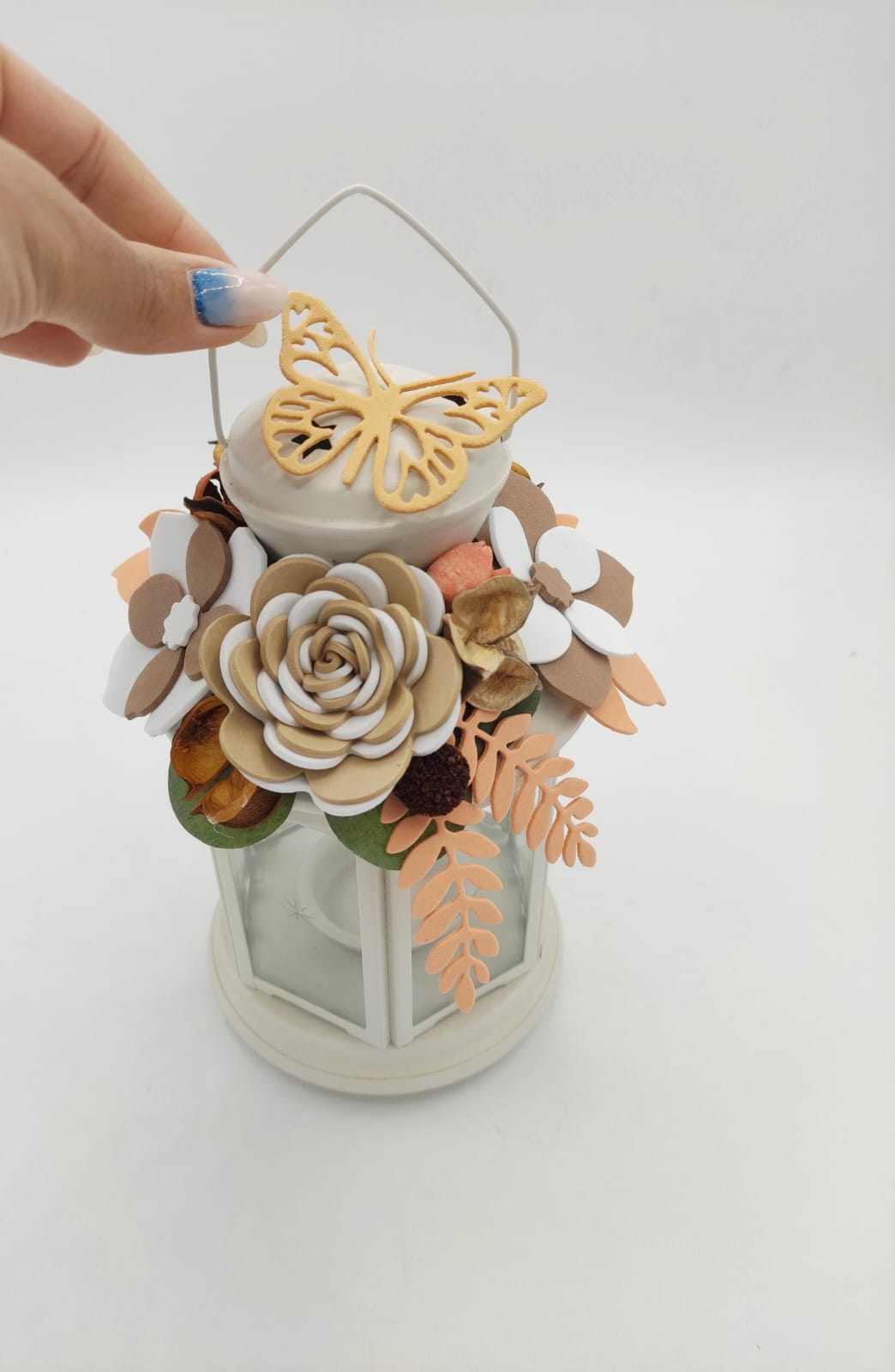 Lanterna, floreale, lanterna floreale, bianca, fiori eterni, fiori, gomma eva, decorazione, festa della mamma, festa, mamma, regalo