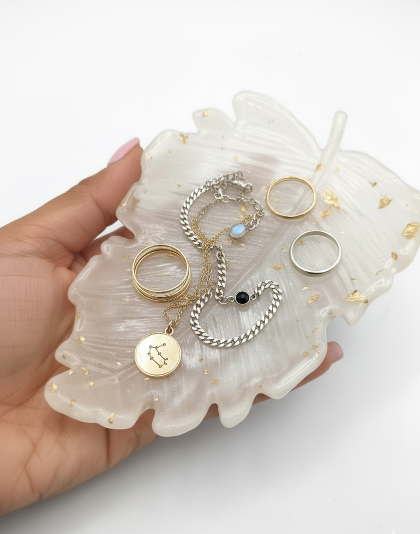 svuotatasche foglia, bianco, bianco perlato, foglie oro, portagioielli