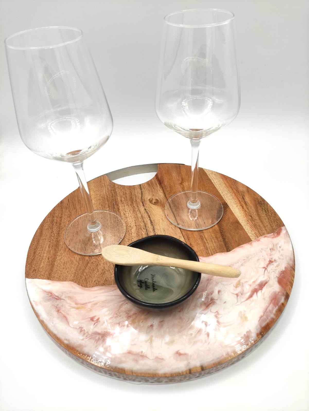 Vassoio rotondo legno di acacia e resina, decorazione vino, wood cutting board, wine resin