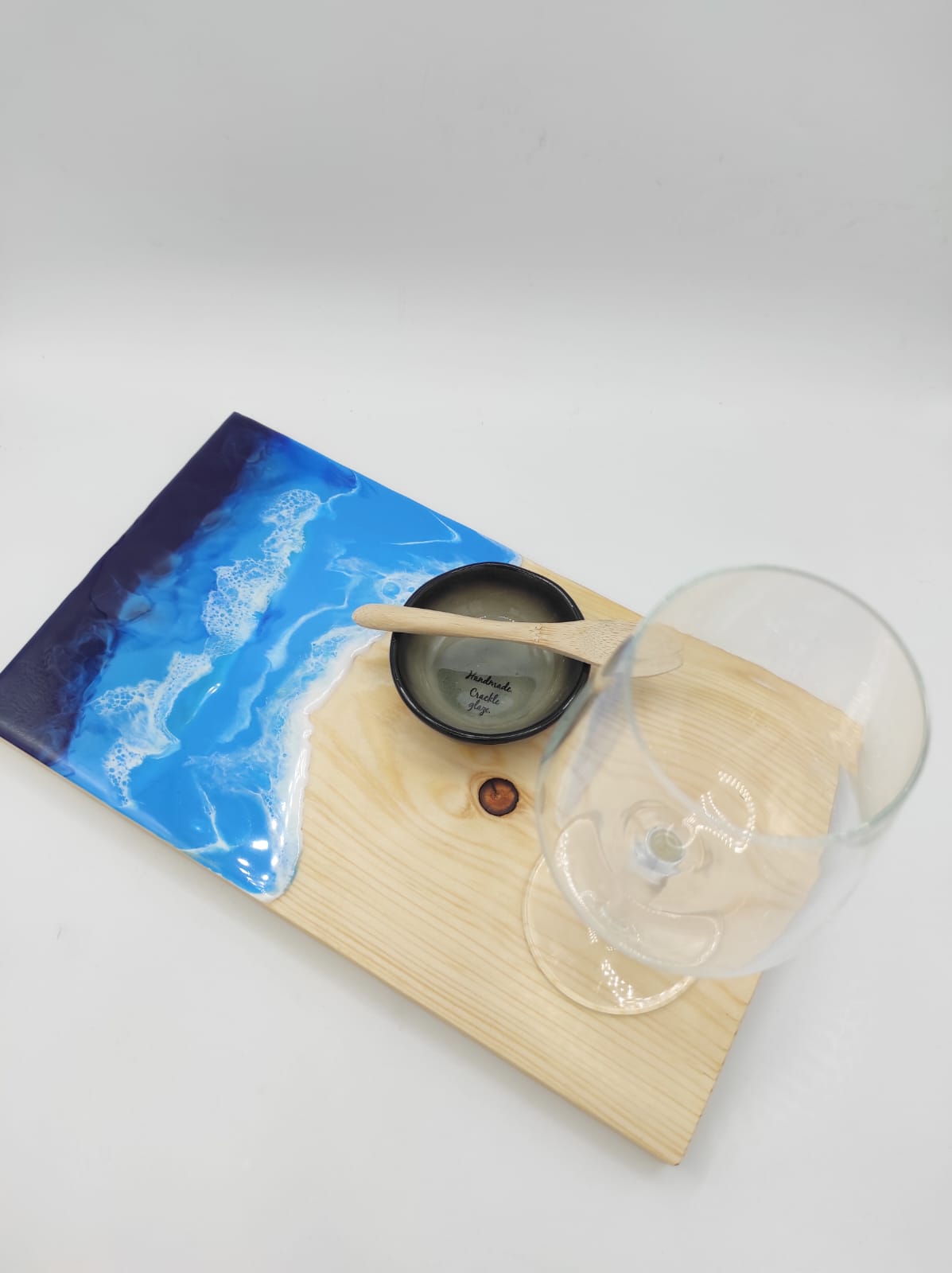 Vassoio legno e resina, decorazione mare, pratiche maniglie, wood cutting board, ocean resin