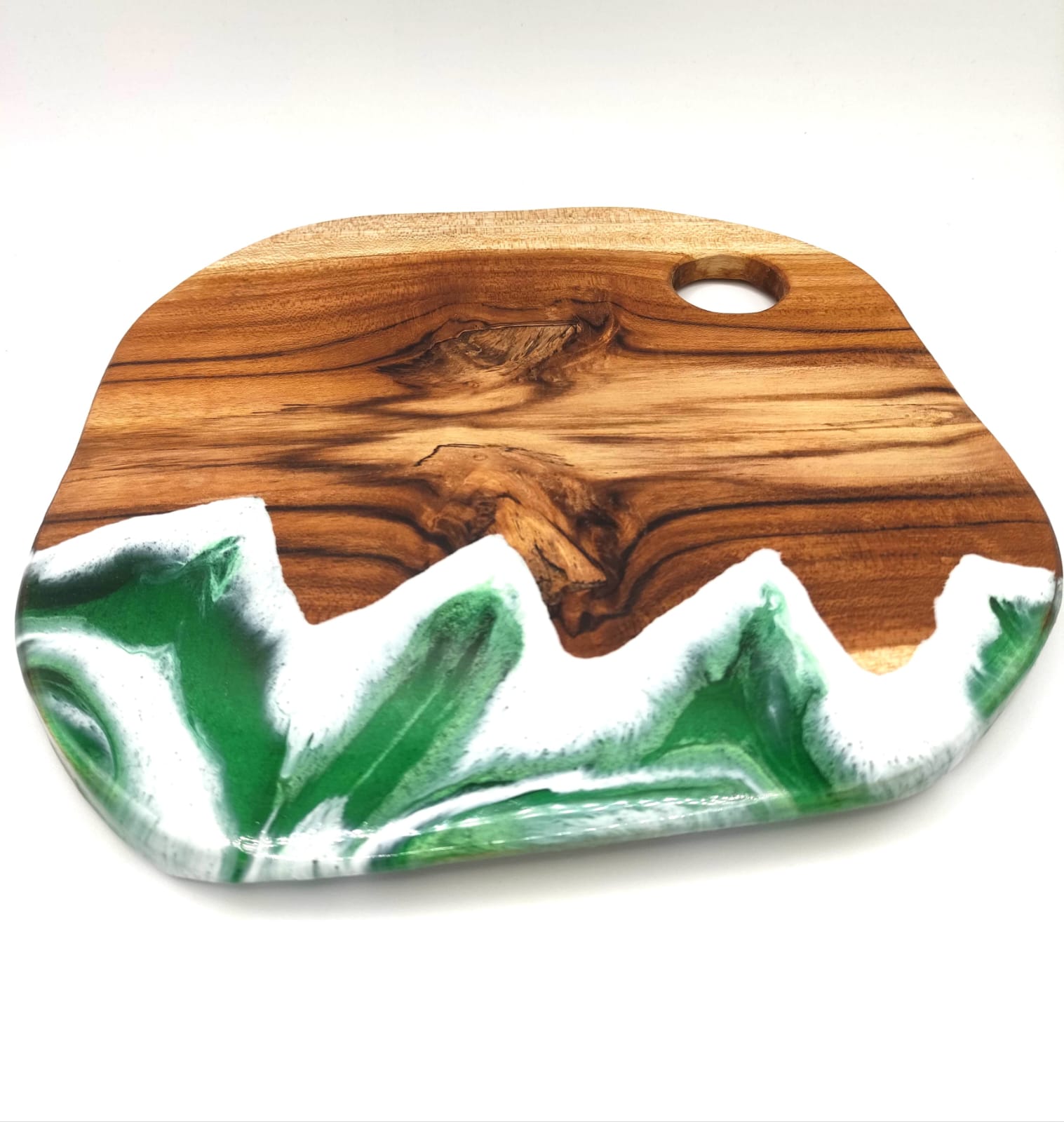 Vassoio in legno e resina, decorazione montagna, sfumature verde, bianco, wooden tray, mountain resin, resina