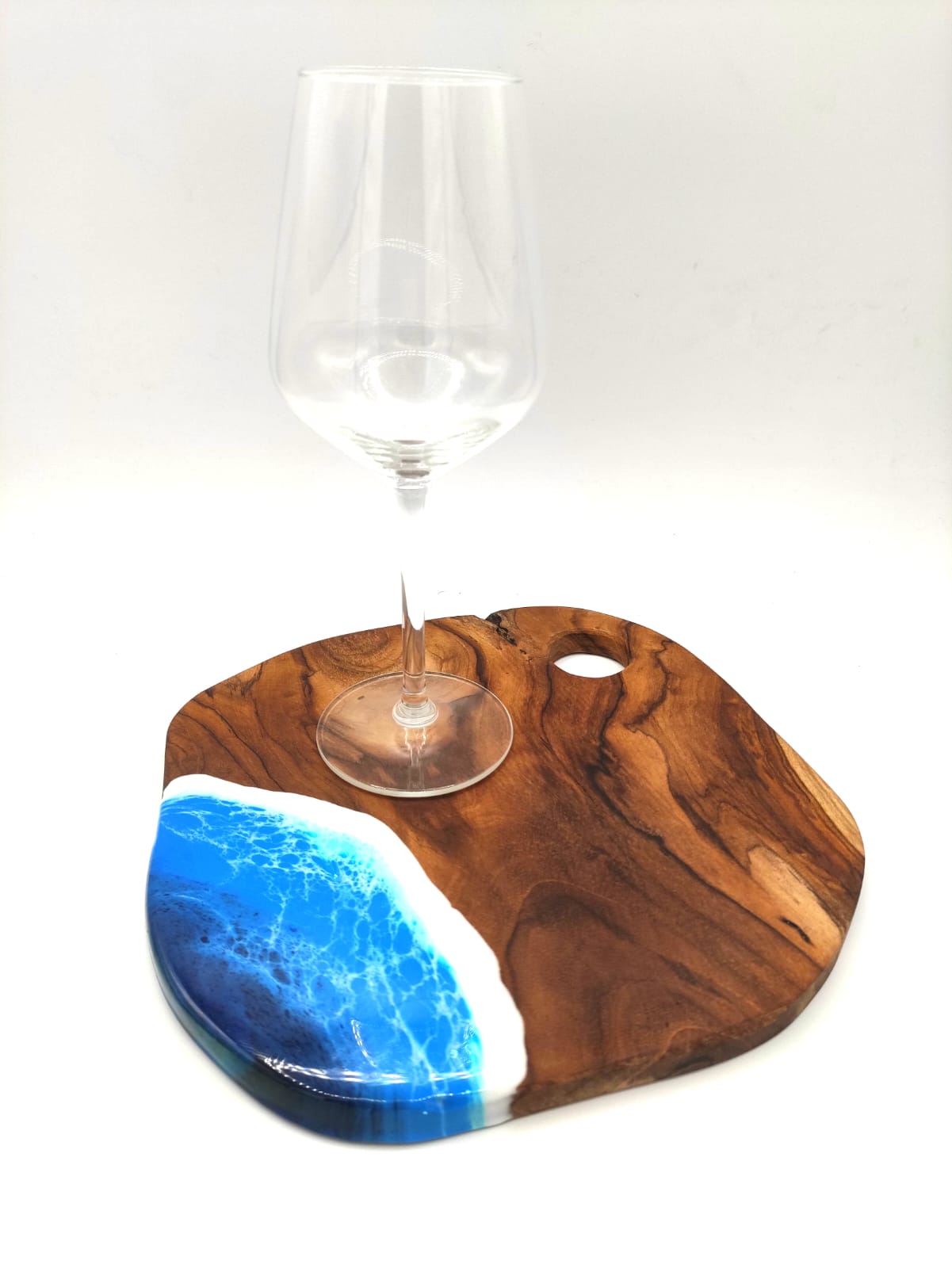 Vassoietto in legno, decorazione mare, sfumature blu, azzurro, verdino, bianco, onde, wooden tray, resin, resina