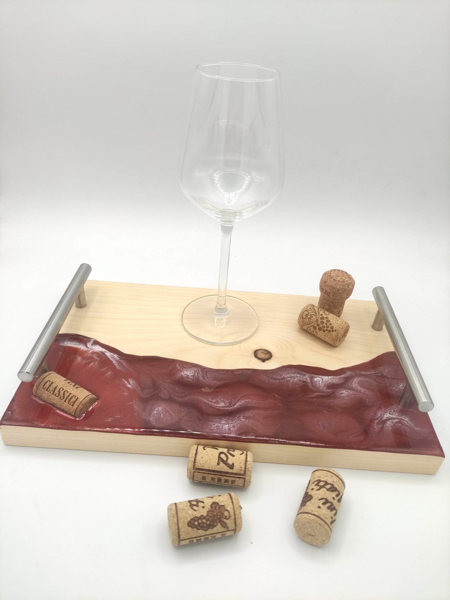 Vassoio legno e resina per colazione, aperitivo, decorazione a tema vino, pratiche maniglie, langhe, wood cutting board