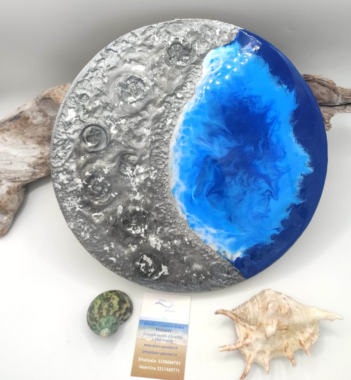 Complemento d’arredo, luna, resina, gesso, resin, decorazione mare, blu, azzurro, bianco, onde, grigio, moon