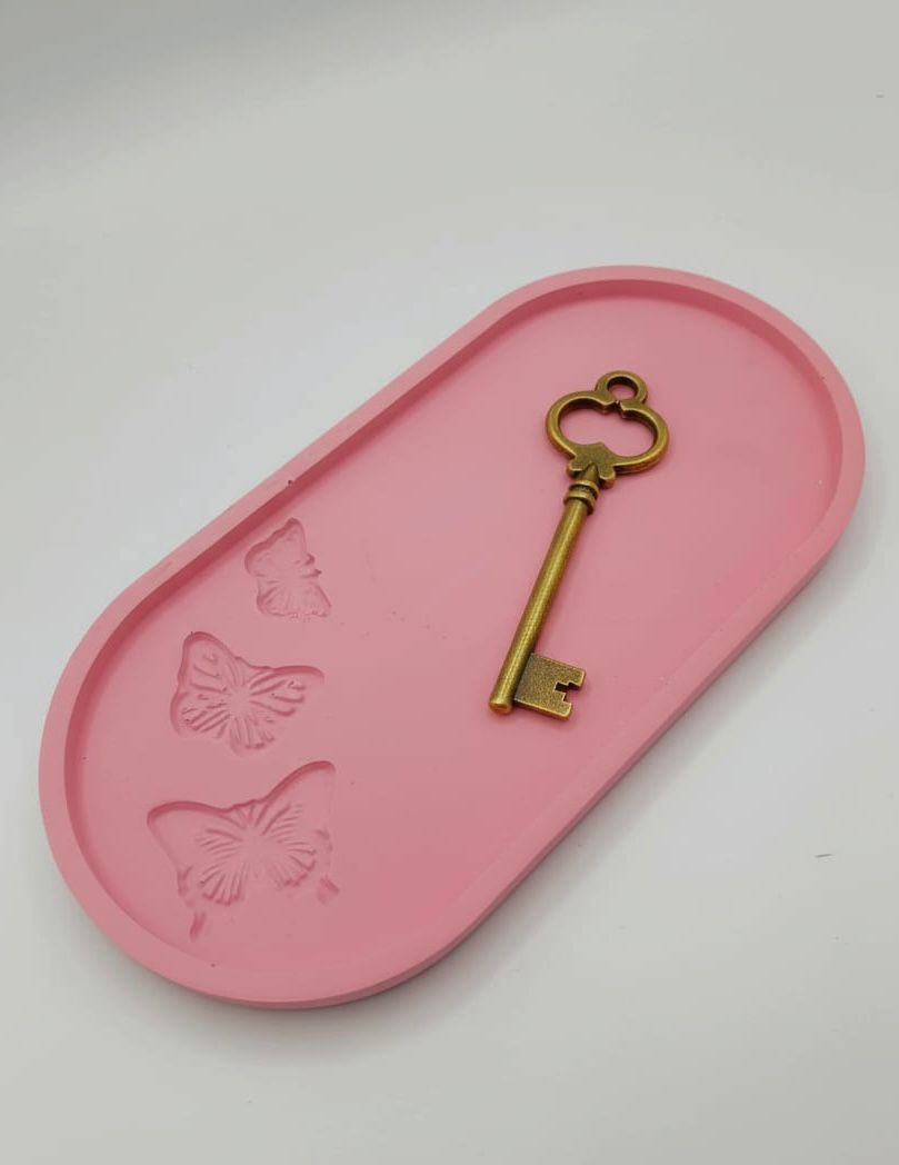 svuotatasche, resina, resina ecologica, arredo, casa, portagioielli, resina, regalo, bomboniere, bomboniera, farfalla, ingresso, moderno