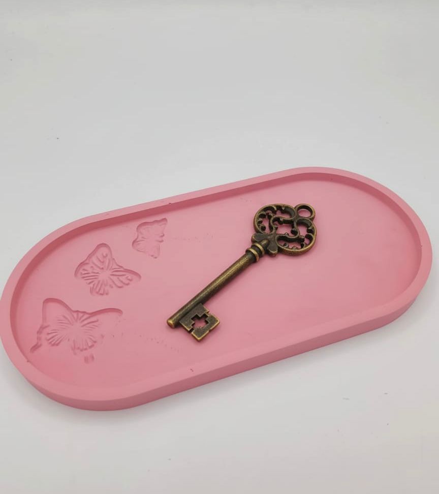 svuotatasche, resina, resina ecologica, arredo, casa, portagioielli, resina, regalo, bomboniere, bomboniera, farfalla, ingresso, moderno