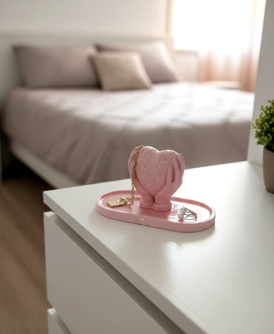 Svuotatasche, amore, pieno d'amore, resina ecologica, resina epossidica, resin, cuore, mani, portagioie rosa, regalo, battessimo, comunione, cresima, matrimonio