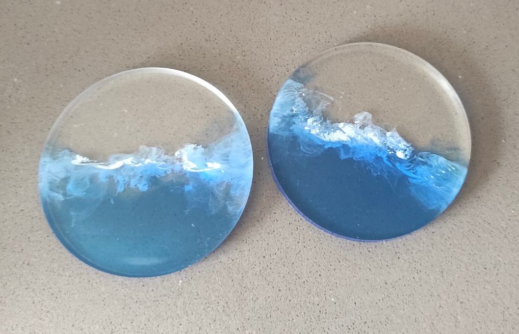 Sottobicchiere in resina epossidica, sfumature blu e bianche, mare, tema mare, ocean resin, resina, resin