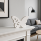 Decorazione a forma di farfalla bianca con intagli di piccole farfalle, possibilità di aggiungere luci led dietro, ideale per arredamento casa o cameretta